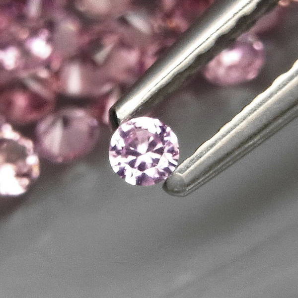 Розовая шпинель 2.13ct 2 мм 50 шт