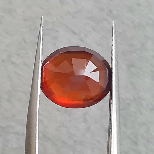 Гессонит гранат 4.70ct