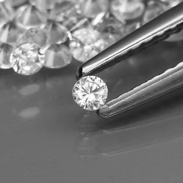 Белые цирконы 1.00ct 1.8мм 25шт