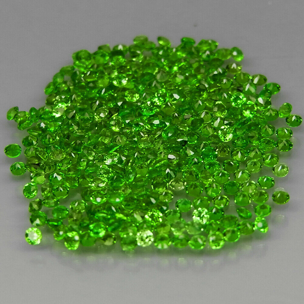 Цавориты 0.40ct 1.1мм 50шт