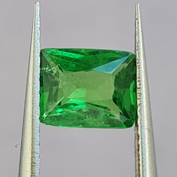 Цаворит гранат 1.15ct