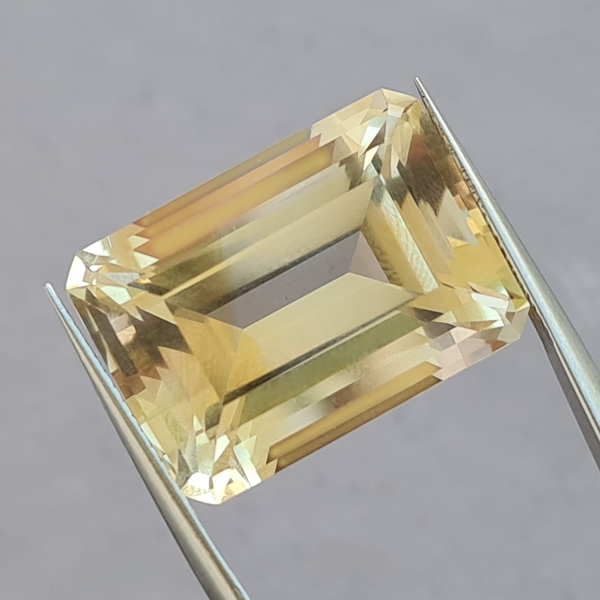 Цитрин 23.70ct