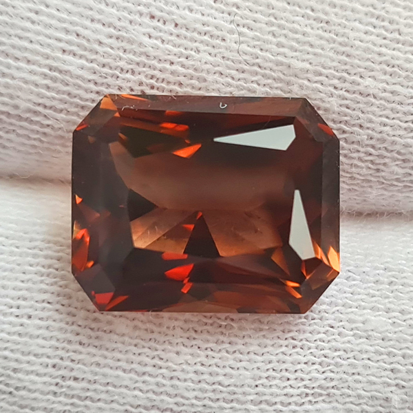 Топаз империал 12.15ct