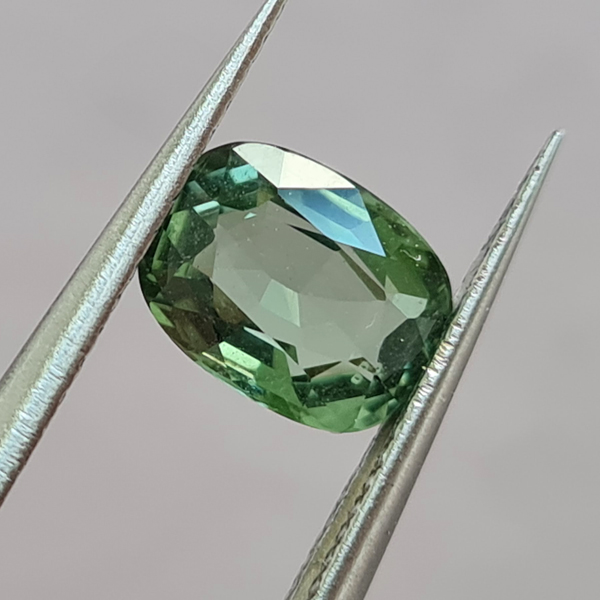 Зеленый турмалин 1.26ct