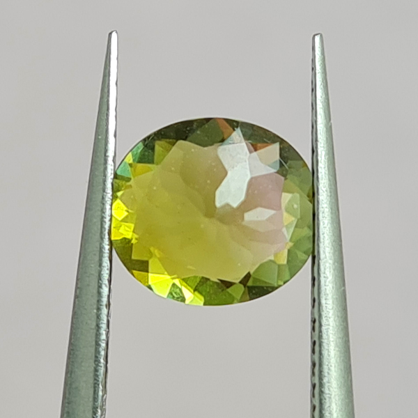 Полихромный турмалин 1.05ct