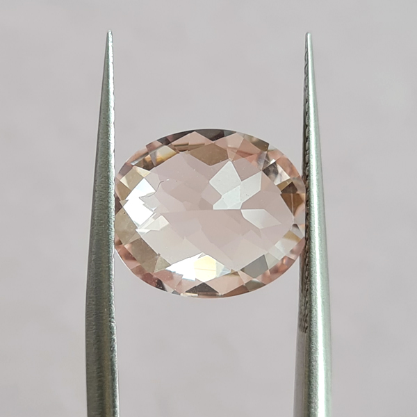 Персиковый морганит 3.60ct