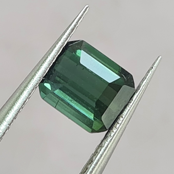 Зеленый турмалин 1.12ct
