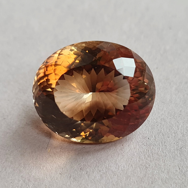 Топаз империал 19.90ct