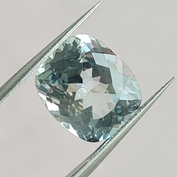 Аквамариновый топаз 9.25ct