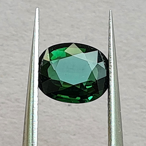 Зеленый турмалин 1.58ct