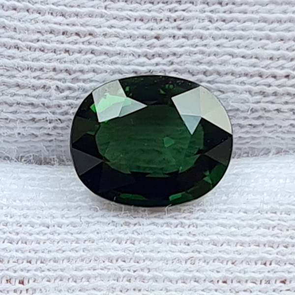 Зеленый турмалин 1.58ct
