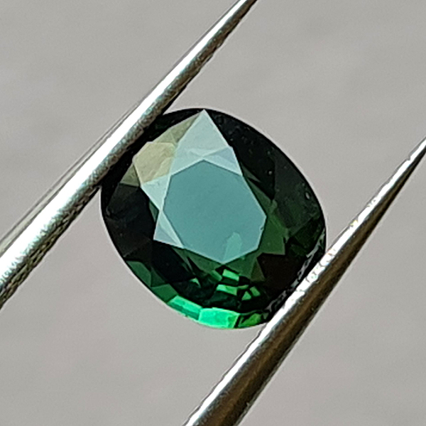 Зеленый турмалин 1.58ct