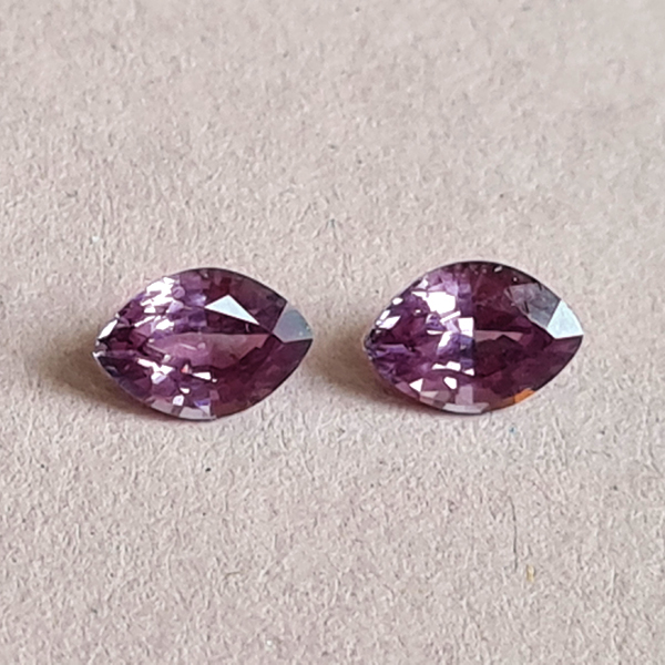 Фиолетовая шпинель 1.65ct пара