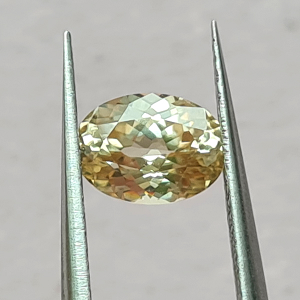 Желтый циркон 1.95ct