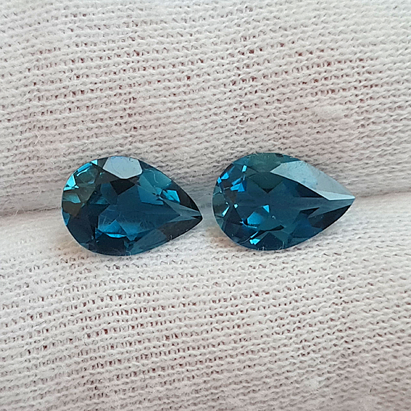 Топазы London Blue 3.53ct пара