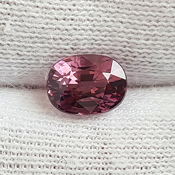 Бирманская шпинель 1.44ct