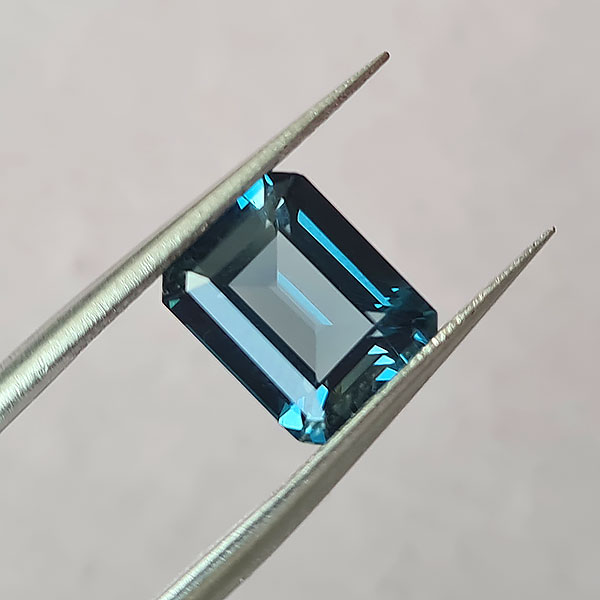 Топаз London Blue 3.38ct