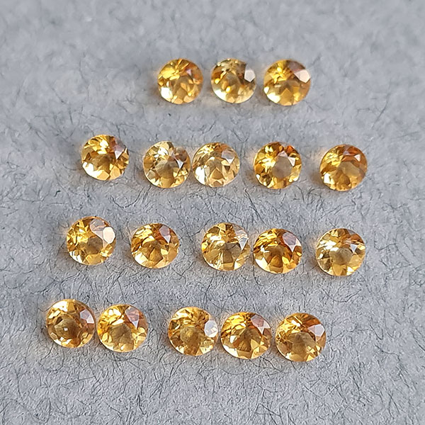 Цитрины 3.50ct 4мм 18 шт