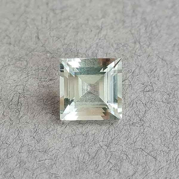 Празиолит 2.95ct