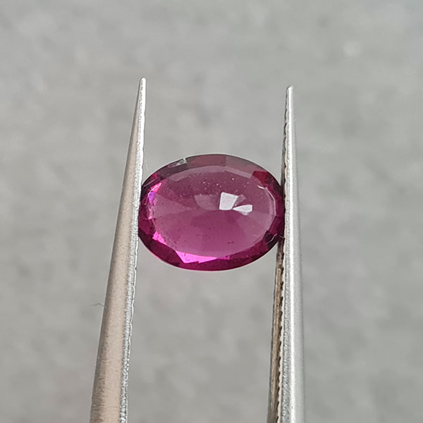 Умбалит гранат 1.43ct