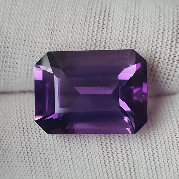 Уругвайский аметист 14.96ct
