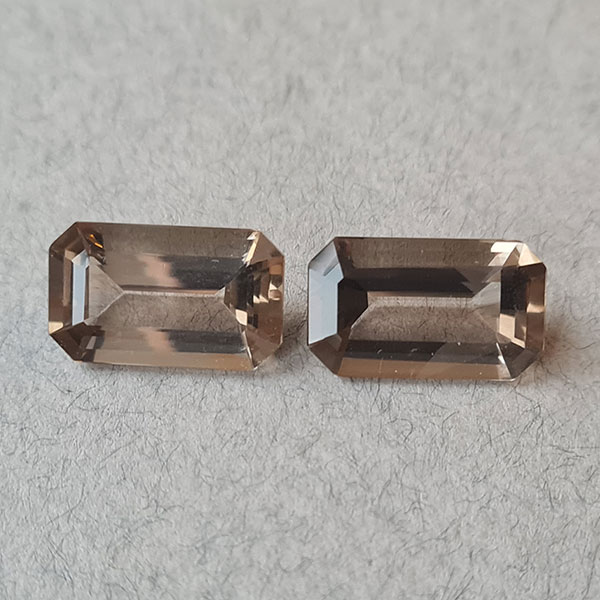 Дымчатый кварц 9.90ct пара