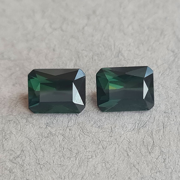 Зеленые турмалины 4.20ct пара