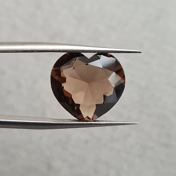 Дымчатый кварц 6.35ct