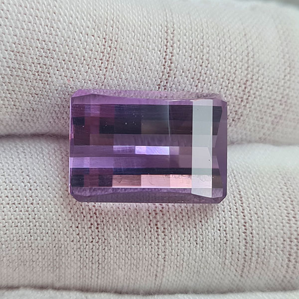 Боливийский аметист 14.70ct