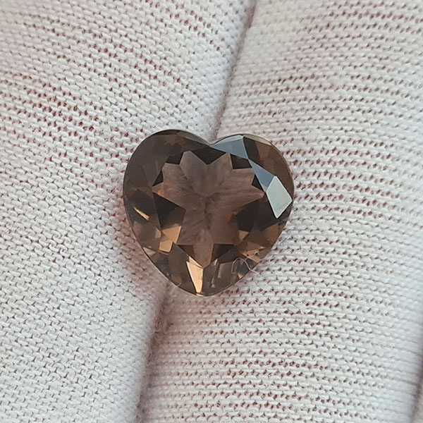 Дымчатый кварц 3.95ct