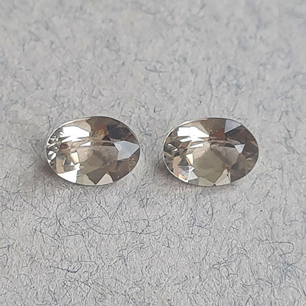 Дымчатый кварц 2.20ct пара