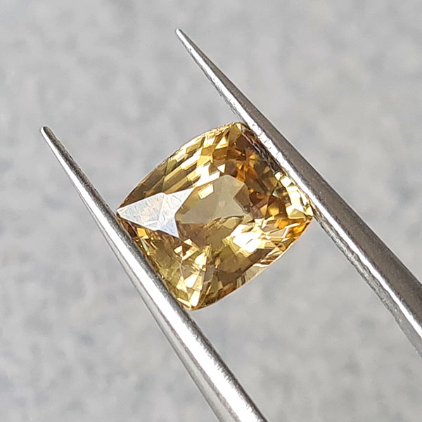 Желтый циркон 2.41ct