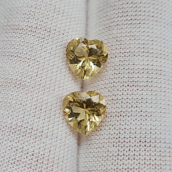 Цитрины 2.10ct пара
