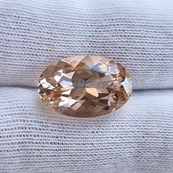Винный топаз 8.20ct