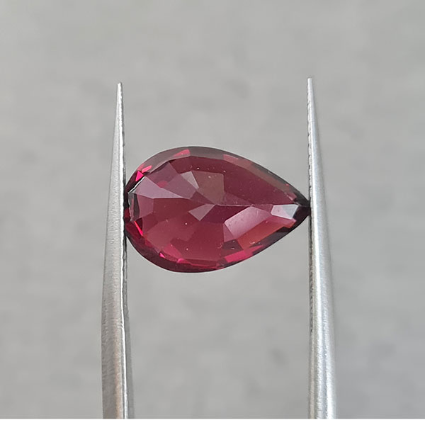 Родолит гранат 5.38ct