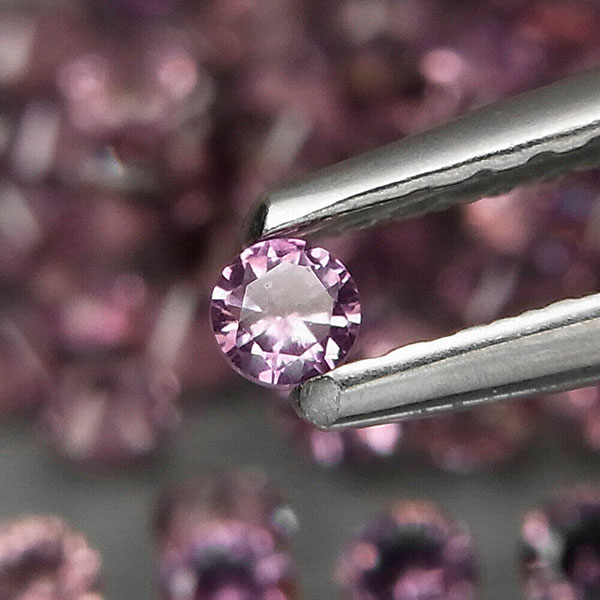 Фиолетовая шпинель 1.51ct 2 мм 36 шт