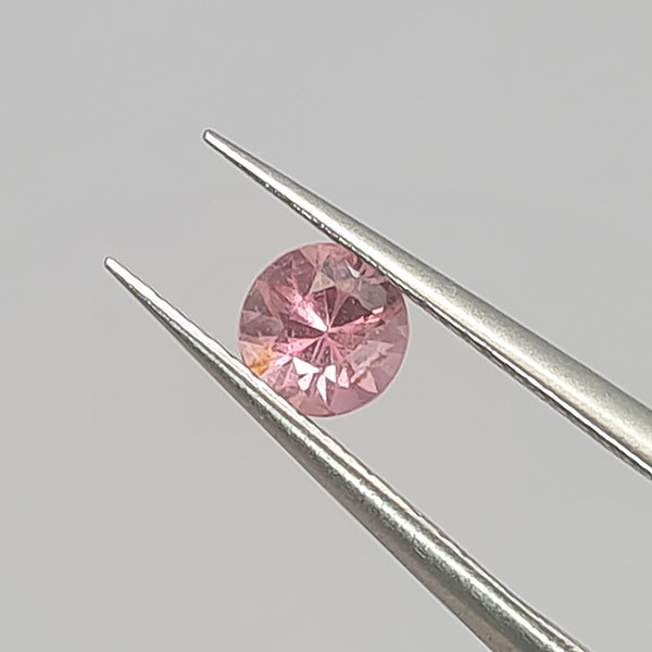 Фантазийная шпинель 7.95ct 5 мм 16 шт
