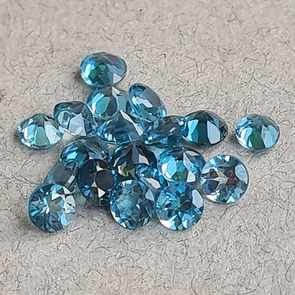 Топазы London Blue 5.05ct 4 мм 16 шт
