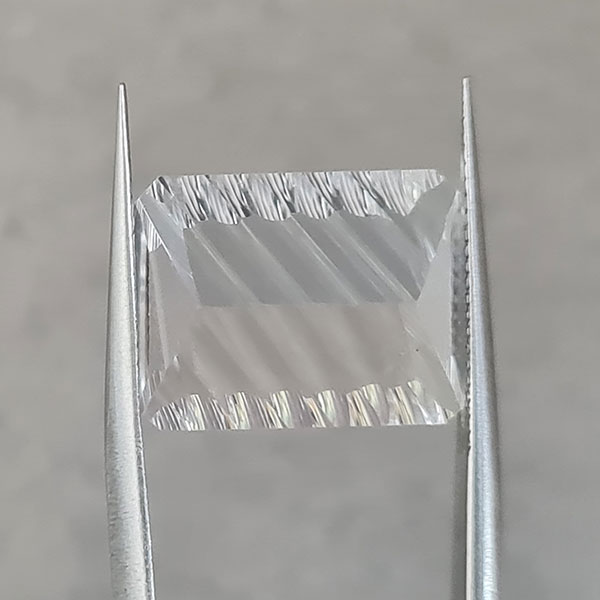 Белый топаз 11.26ct