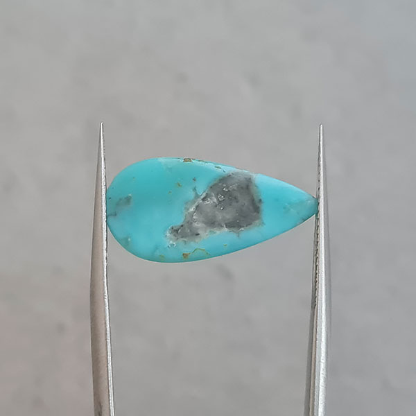 Иранская бирюза 7.21ct с пиритом