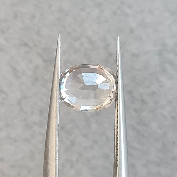 Белый циркон 2.55ct