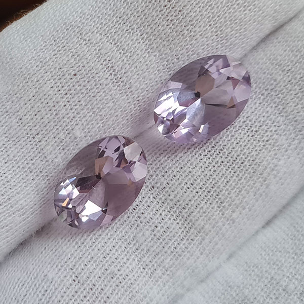 Бразильские аметисты 7.95ct пара