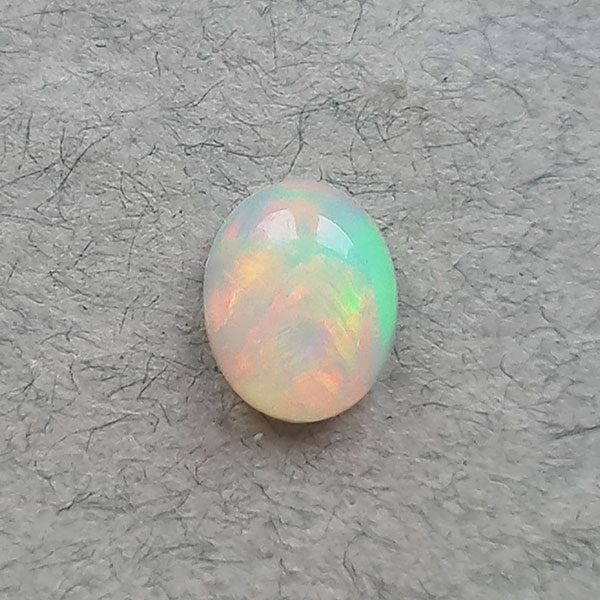 Белый опал 1.70ct