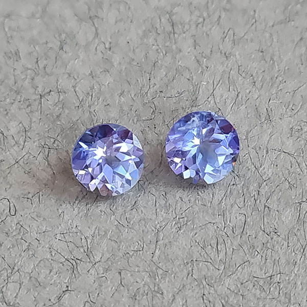 Танзаниты 1.08ct пара