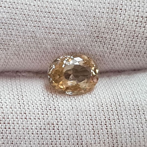 Желтый циркон 2.16ct