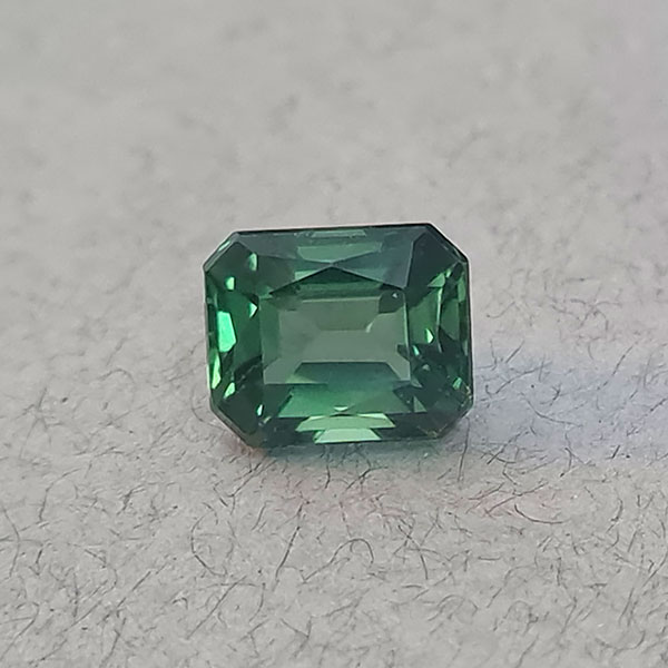 Зеленый апатит 3.62ct