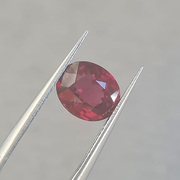 Родолит гранат 2.22ct