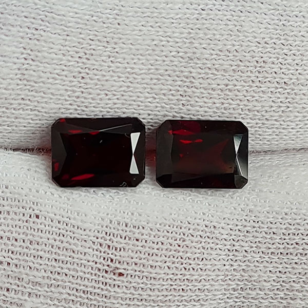 Гранаты 3.55ct пара