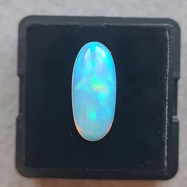 Белый опал 2.70ct