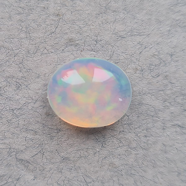 Белый опал 3.38ct